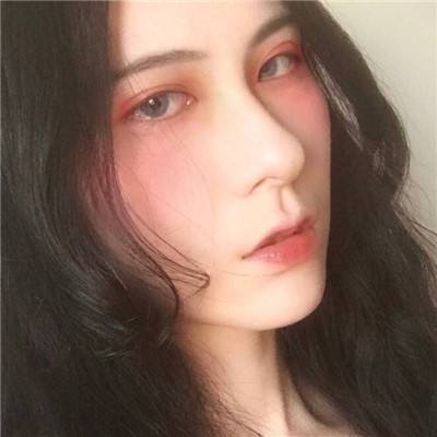 人民网评：凝聚合力，护航高校毕业生逐梦前行